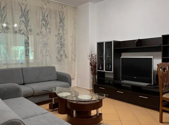 Leonard Apartament